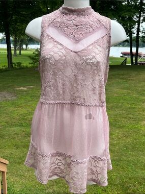 Boutique sheer lace, crochet & netting top L
